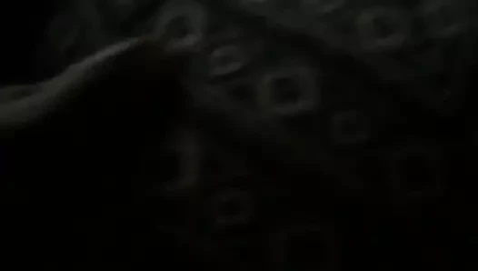 Karışık latin yarakla twerk yapıyor b4 arkadan çekimler