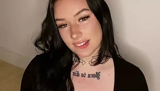 İri göğüslü İngiliz genç kız aşağılama 31 talimatı