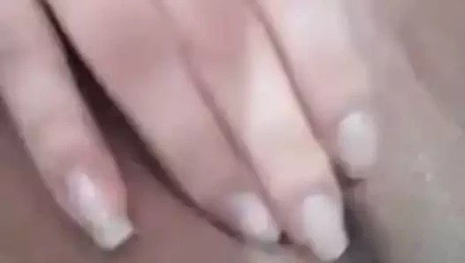 Siririca da safada molhadinha