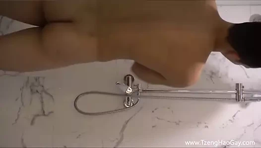 Yakışıklı internet ünlü mastürbasyon çük