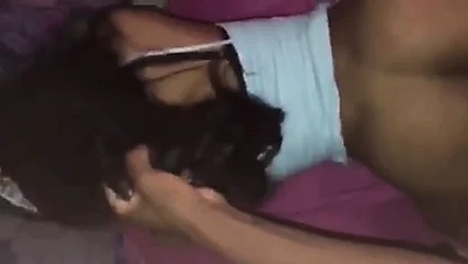 Redbone onun arka plan görüntülerine bayılıyor