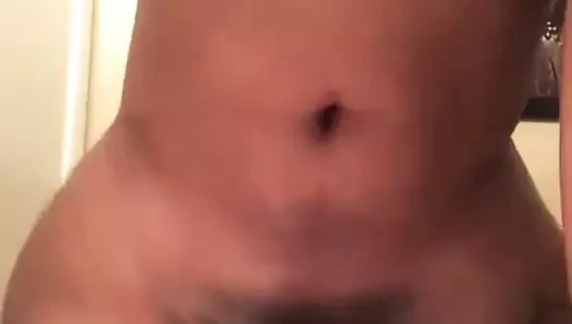 Thicc &amp; asılı tranny çük sıçrama