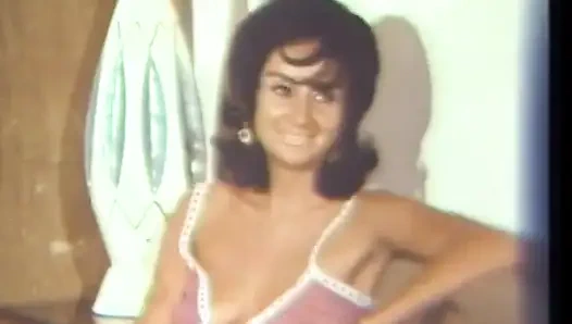 Klasik seks kıllı amcık yalama