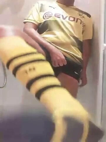 futbol takımıma işemek