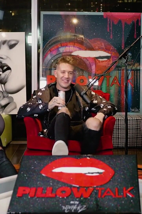 Brad Sousa Jake Paul'a d*ck'lerinin tadını soruyor!! (tana mongeau draması)
