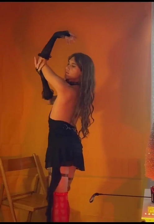 Femboy Takintisi - Bölüm 1: Zıt Çekicilik