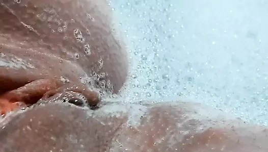 Orgazmları seviyorum