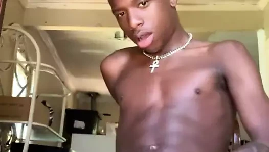 Sıcak siyah twink ile büyük horoz josh mandingo bust nutt
