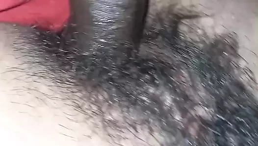 Güzel bir kız ilk kez yalnız odamda seks yapıyor