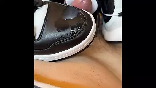 adidas y3 ve bikkembergs scoby lo ile sıcak oturum