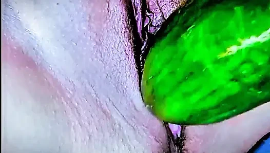 Miss Khalifa Dildoing With Mandingo Cucumber For Her Thirsty White Shaved Big Pussy
