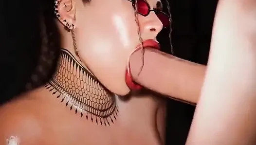 Lara Croft sert bir yarakla gırtlağına kadar alıyor