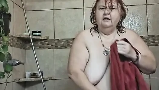 Ateşli Bir Tıraşsız Hemşire Vicki Kuruduktan Ve Başka Bir Bakım Yaptıktan Sonra