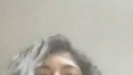 Büyük göt erkeklerin boşalmasına yardımcı oluyor