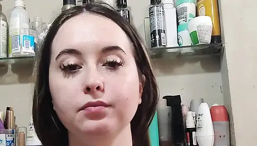 Sonra saçımı çıkarıyorum