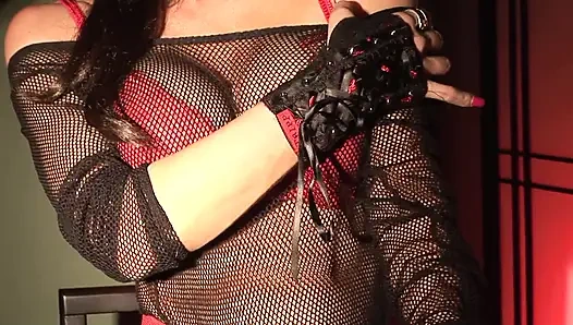 Güzel hatun mastürbasyon yapıyor