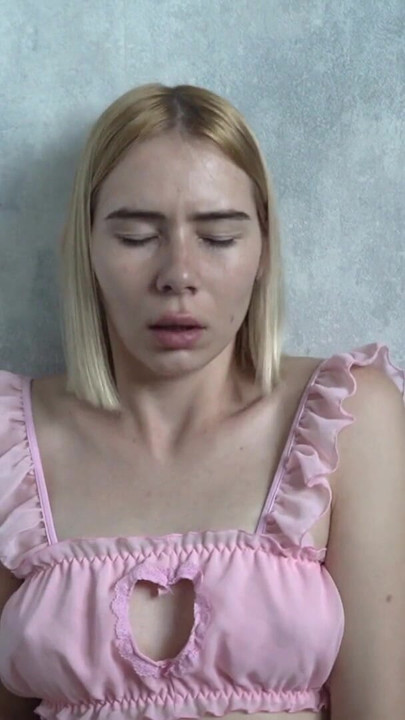 Alice'den güzellik acı için gerçek orgazm derlemeleri | Klip 1