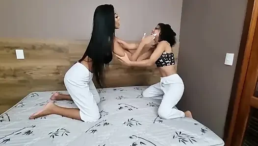 Judoka ile dövüş - Izabella Paes ve Nataly