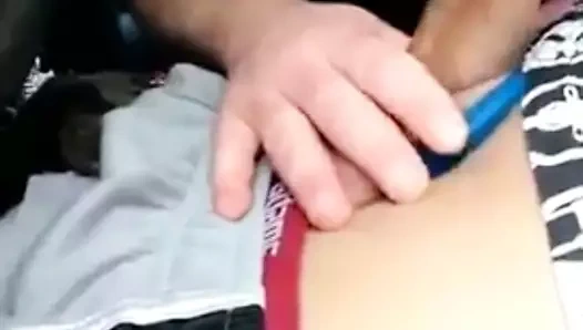 Son damlasına kadar emiyor