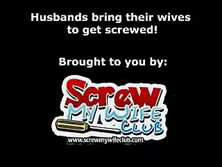 Жена-свингерша ебется с незнакомцем, муженек любит!