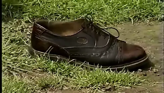 Cindy Carrera Perversion  Pur Garden Party (1995)