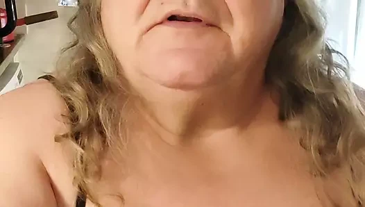 Gangstazz şişman meme yakın çekim şovu