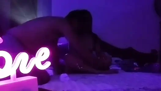 Donald bile bu zengin ve etli bayanı isterdi