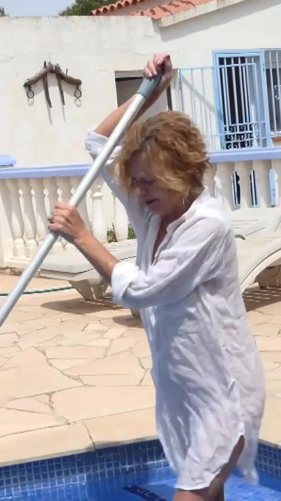 "Islak asetatlar"dan unutulmaz bir an.