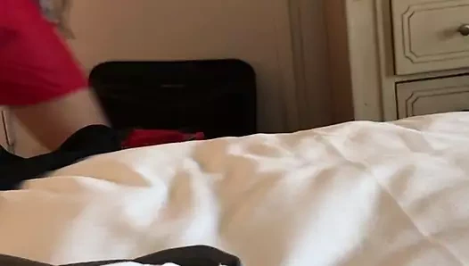 Dolu seksi sarışın siyah tanga