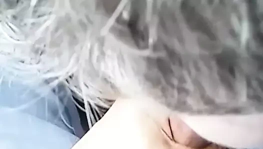 Beyaz sürtük siyah döl yutuyor