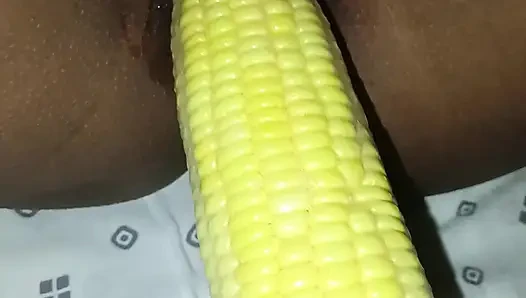 Desi hot bhabhi Ne pura Makka chut me Dala