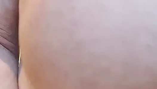 Duştan önce ve sonra yarağımla oynuyorum