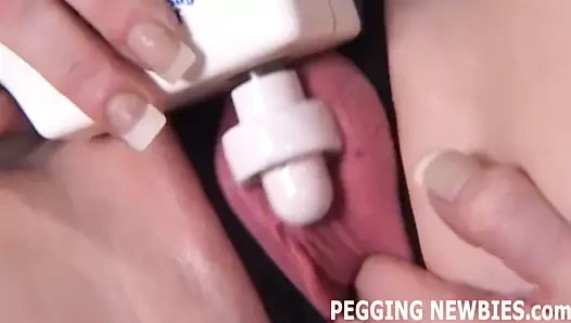 Bu büyük lastik horoz ilk başta biraz acıtacak