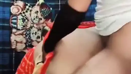 Hintçe sesli Hint pornosu