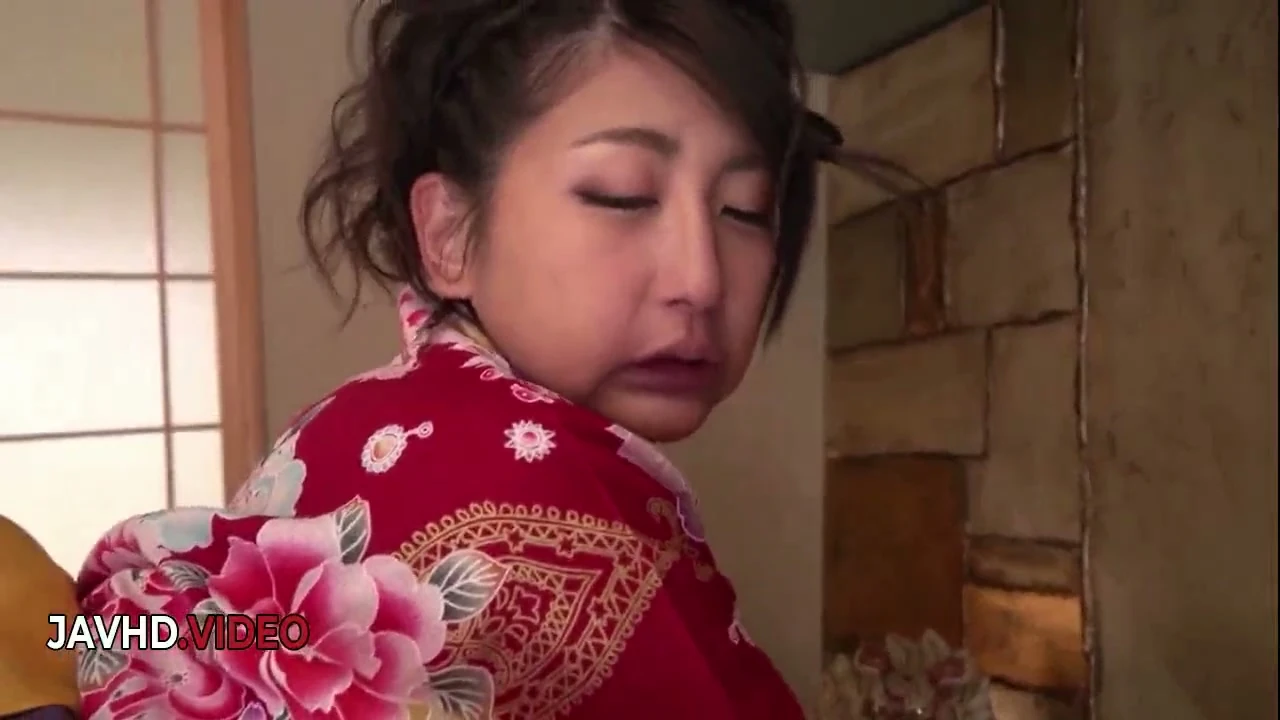 Yuna Shiratori Takes Double Creampie in Hot Asian Threesome
