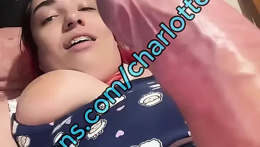 Çok boşalana kadar mastürbasyon yapıyorum