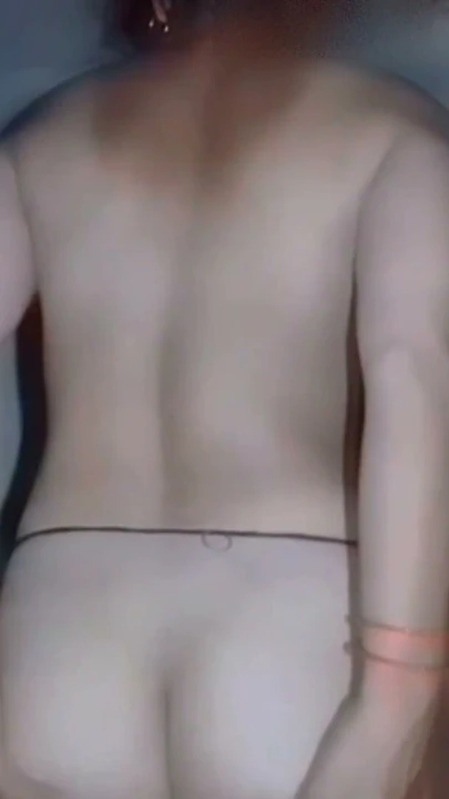 Lavanya'nın ateşli seksi vücudu. Güzel memeler | Bölüm 1