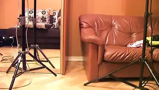 Masum kız arkadaş sikikleri ile büyük horoz