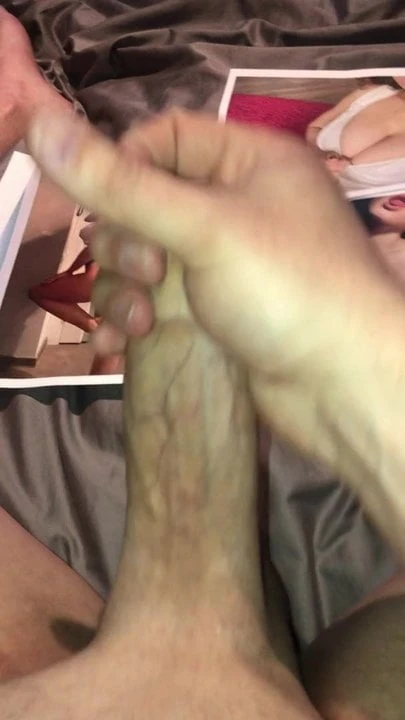 Yarak düşkünü kraliçe mia'ya boşalıyor