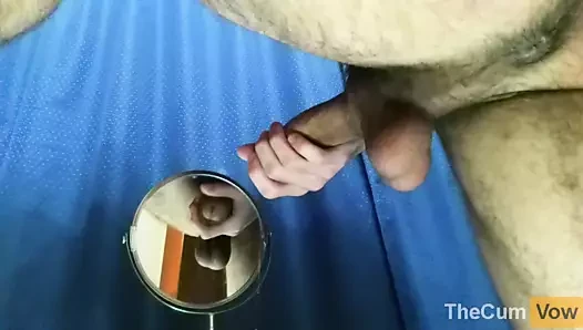 Göt deliği ve taşakların mükemmel görünümü - büyük cumshot ve titreşimli