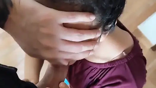 Bir eve gittik ve ondan beni emmesini istedim ve o sütümü yuttu