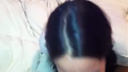 Yüzünde güzel sperm