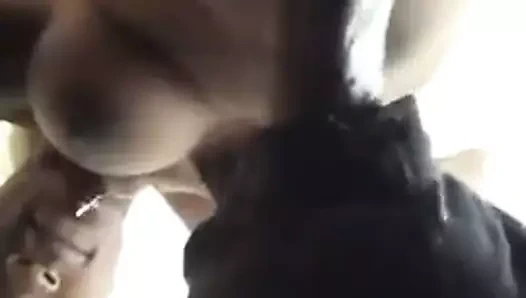 O sikikleri onun ağzını