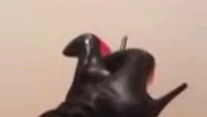 Yüksek çizme keyfi