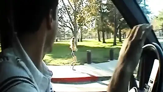 Olgun bebeğin ıslak gırtlağına kadar alma seansı sonrası yüzüne damlaması