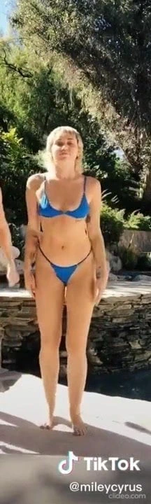 Miley cyrus sıcak dans tik tok