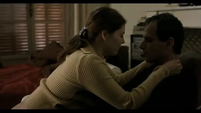 Evli kadın nempho orgazm sikişiyor