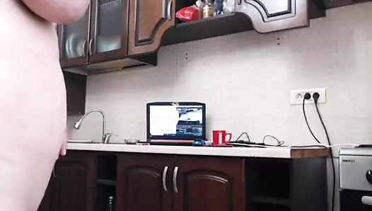 Büyük göt kaltak okşadı onu kedi üzerinde kamera