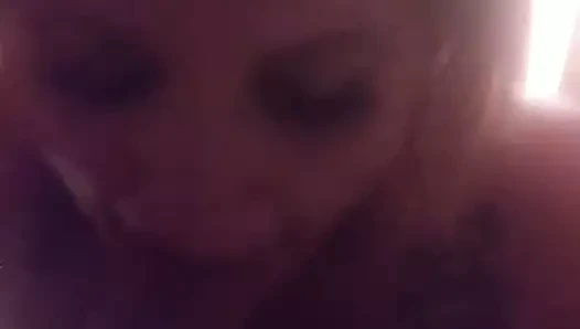 kız arkadaşım beni emiyor