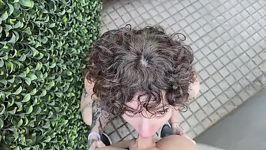 Bakire en iyi arkadaşım ilk kez onu sikmemi istedi
